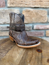 Women's Artillero Brown Chiseled Ankle Boots