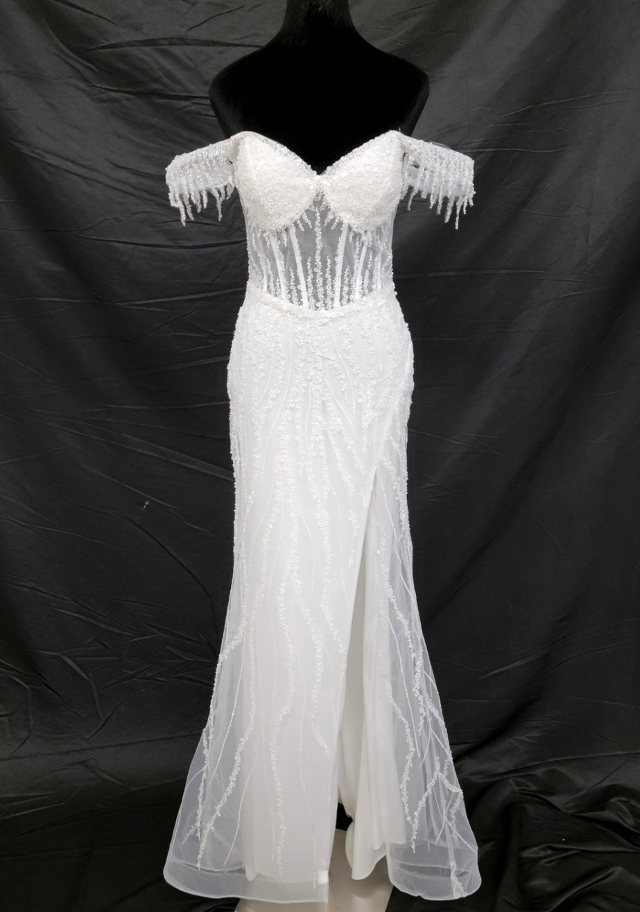 Chicas Evening Gowns C331