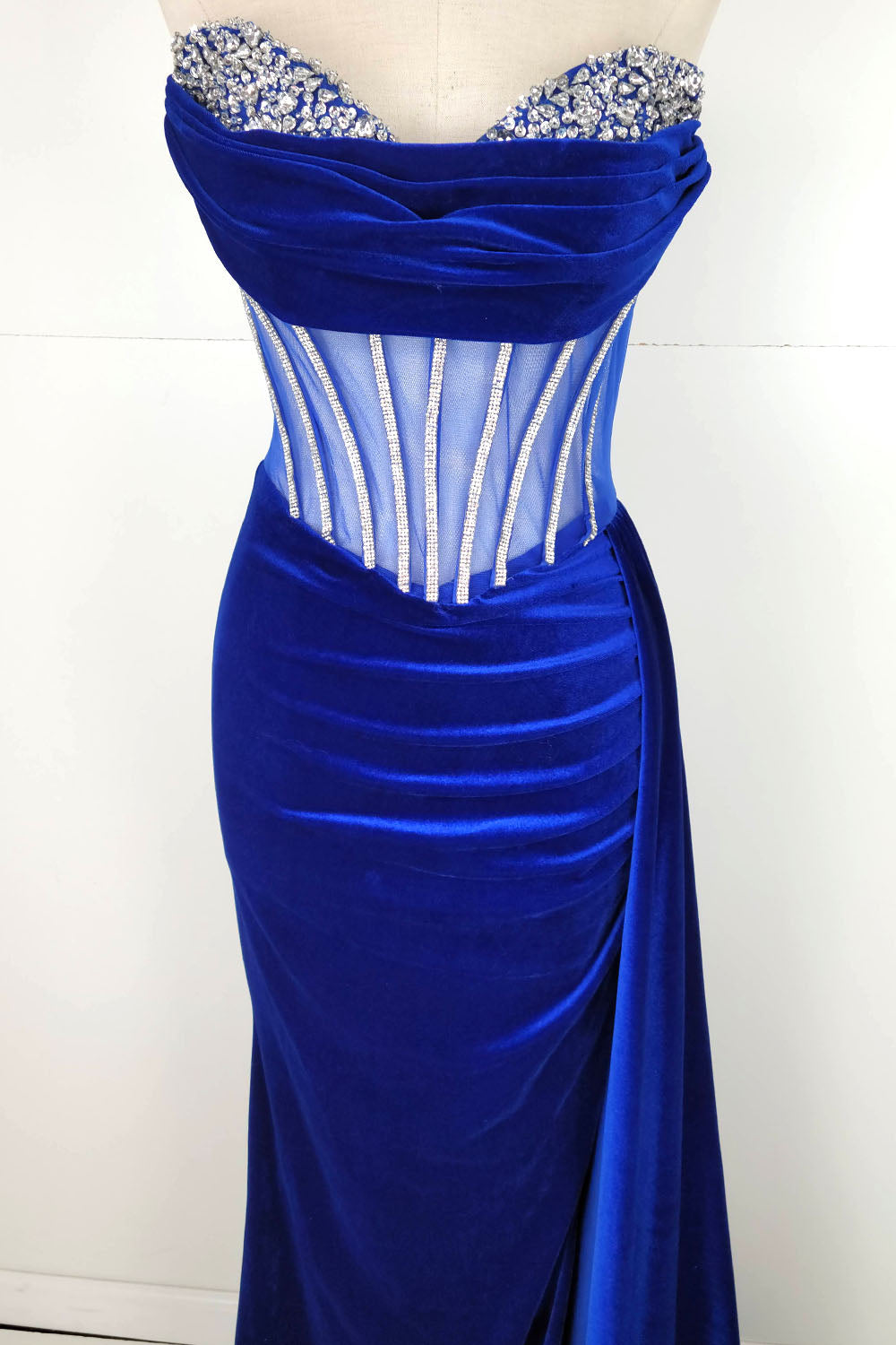 Chicas Evening Gown C337
