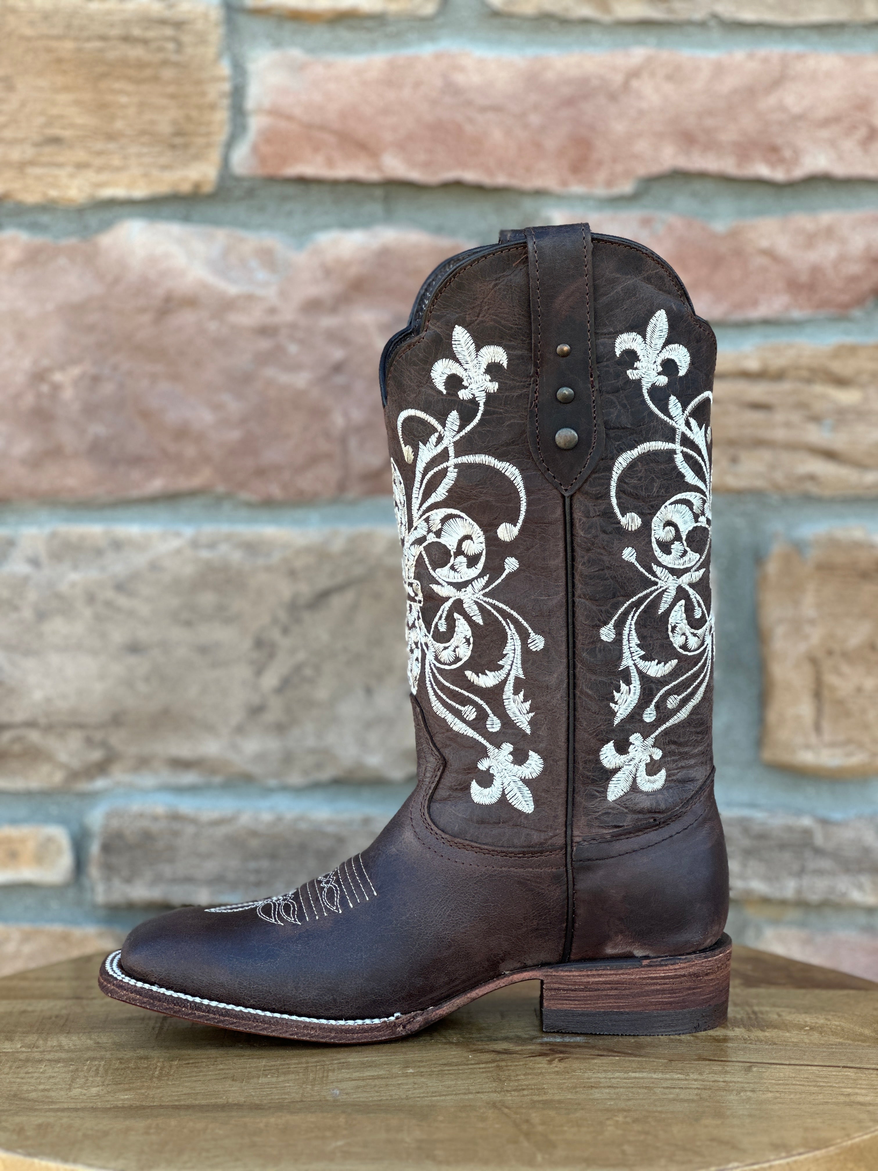 Women's Artillero Brown Embroidered Western Boots