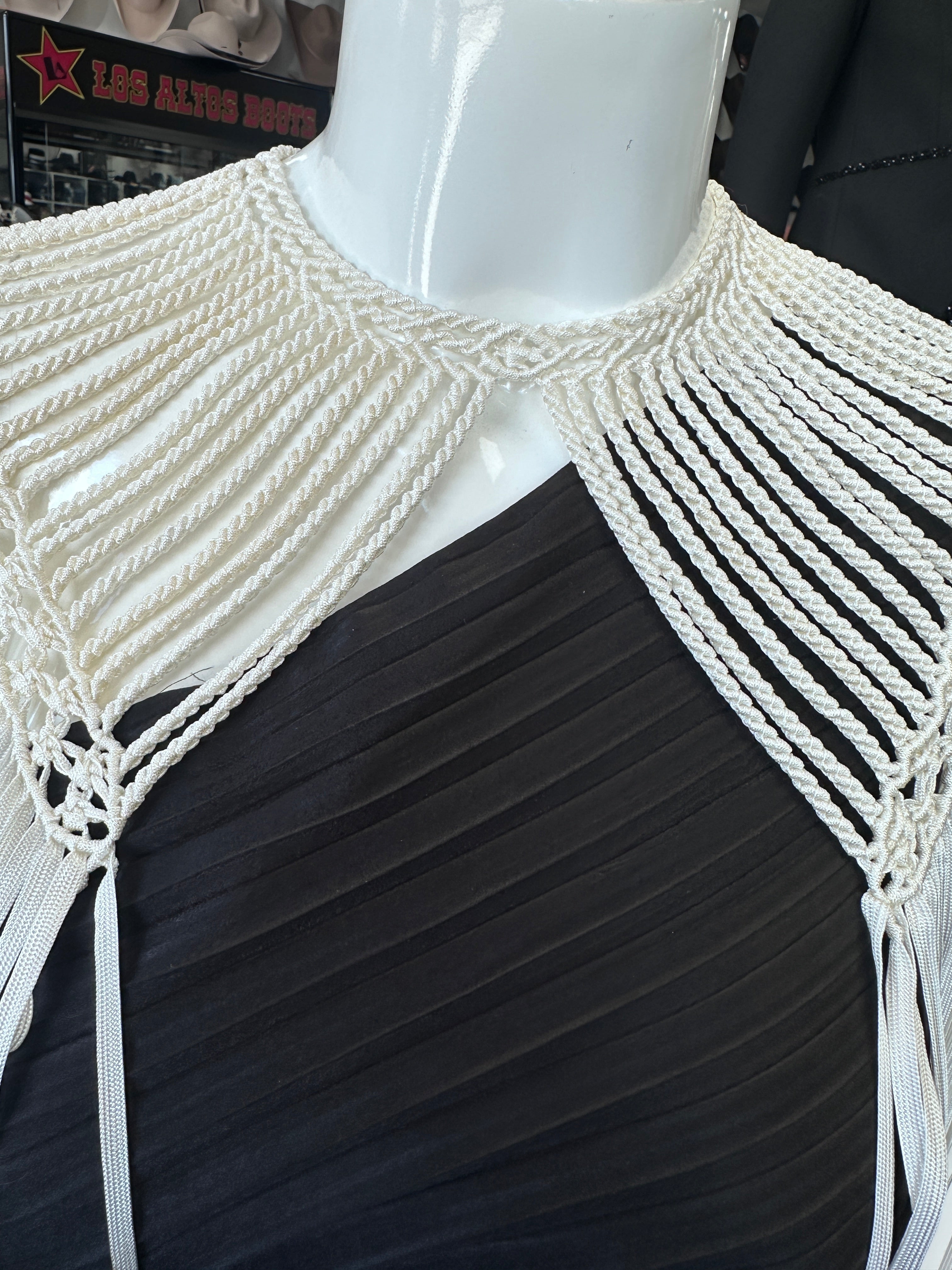 REYNA MACRAME CAPE