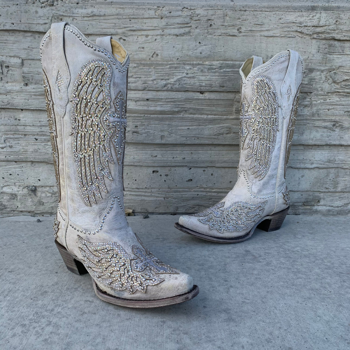 Women's Corral White Cross & Wings A3571